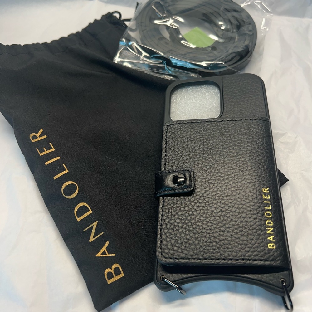 Bandolier Mila MagSafe crossbody IPhone 13 Pro